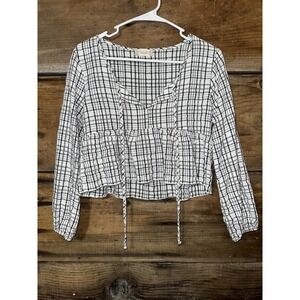 Altar'd State Cropped Gingham Shirt Size XS Black and White H10